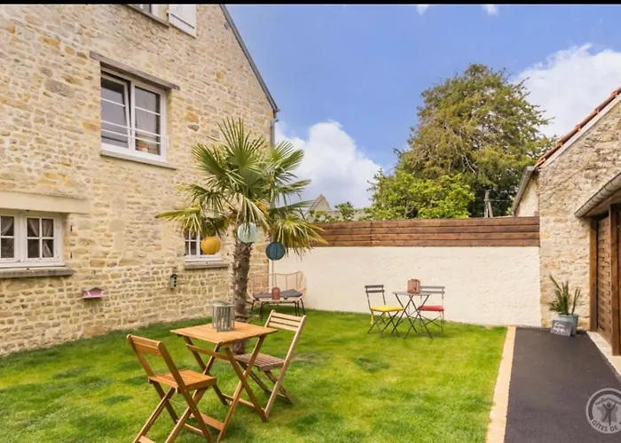 Pensión Le Refuge De L'hortensia 2 3*